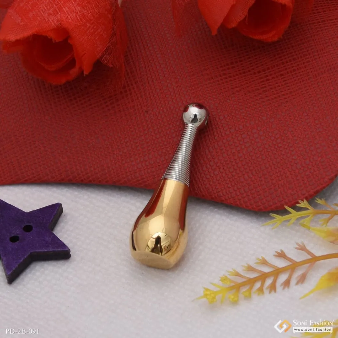 Best Quality Durable Design Golden & Silver Color Pendant for Men - Style B091