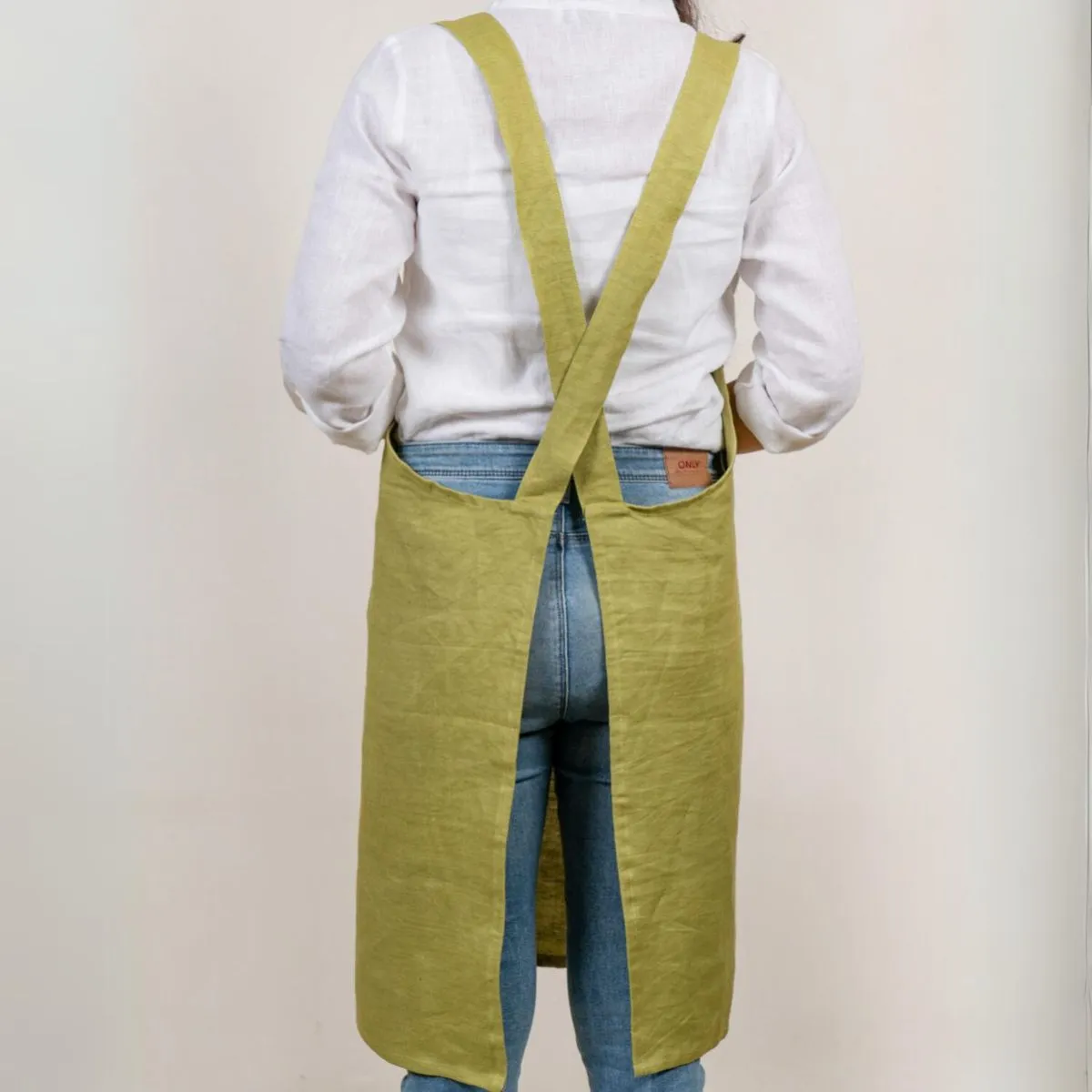 Cross Back Pocketed Apron | Anti Microbial Hemp Fabric | Durable & Multi-Purpose