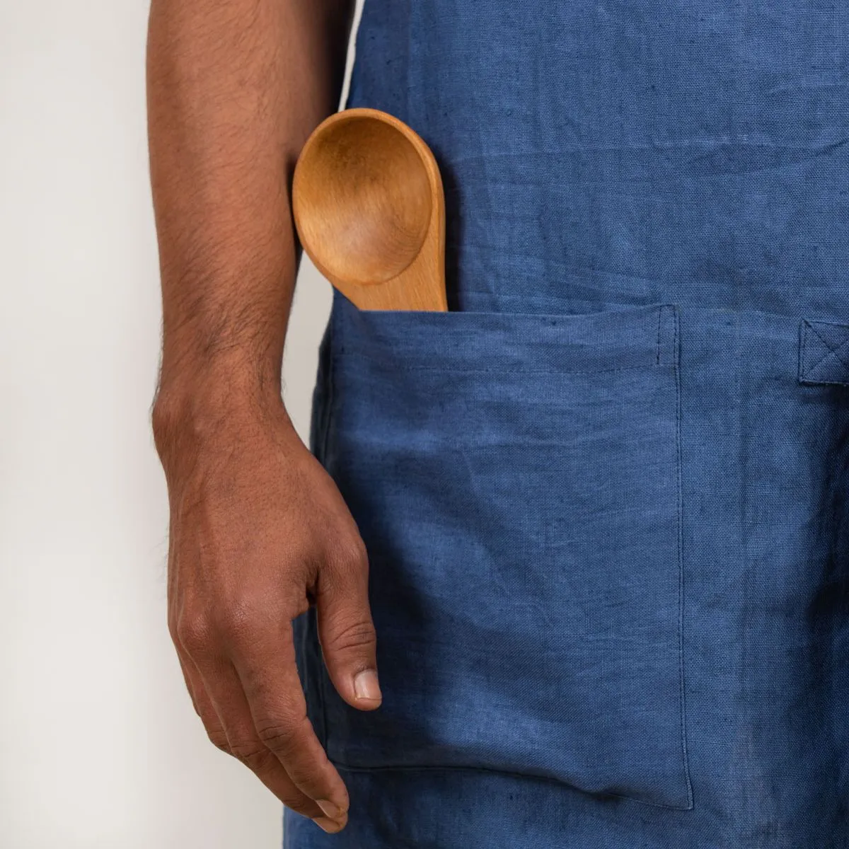 Cross Back Pocketed Apron | Anti Microbial Hemp Fabric | Durable & Multi-Purpose