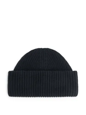Double-fold wool beanie