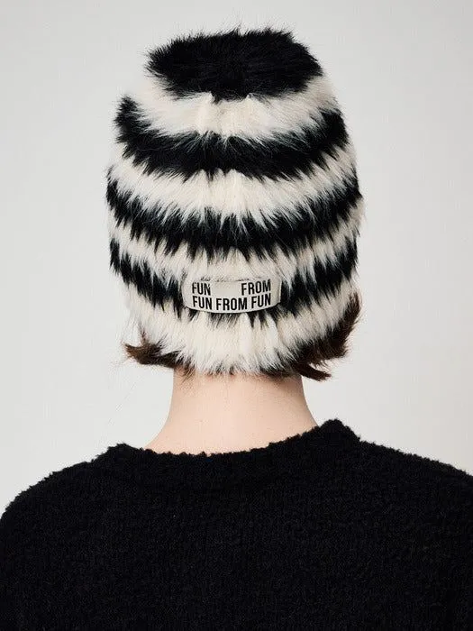 FUNFROMFUN HAIRY KNIT BEANIE, BLACK IVORY