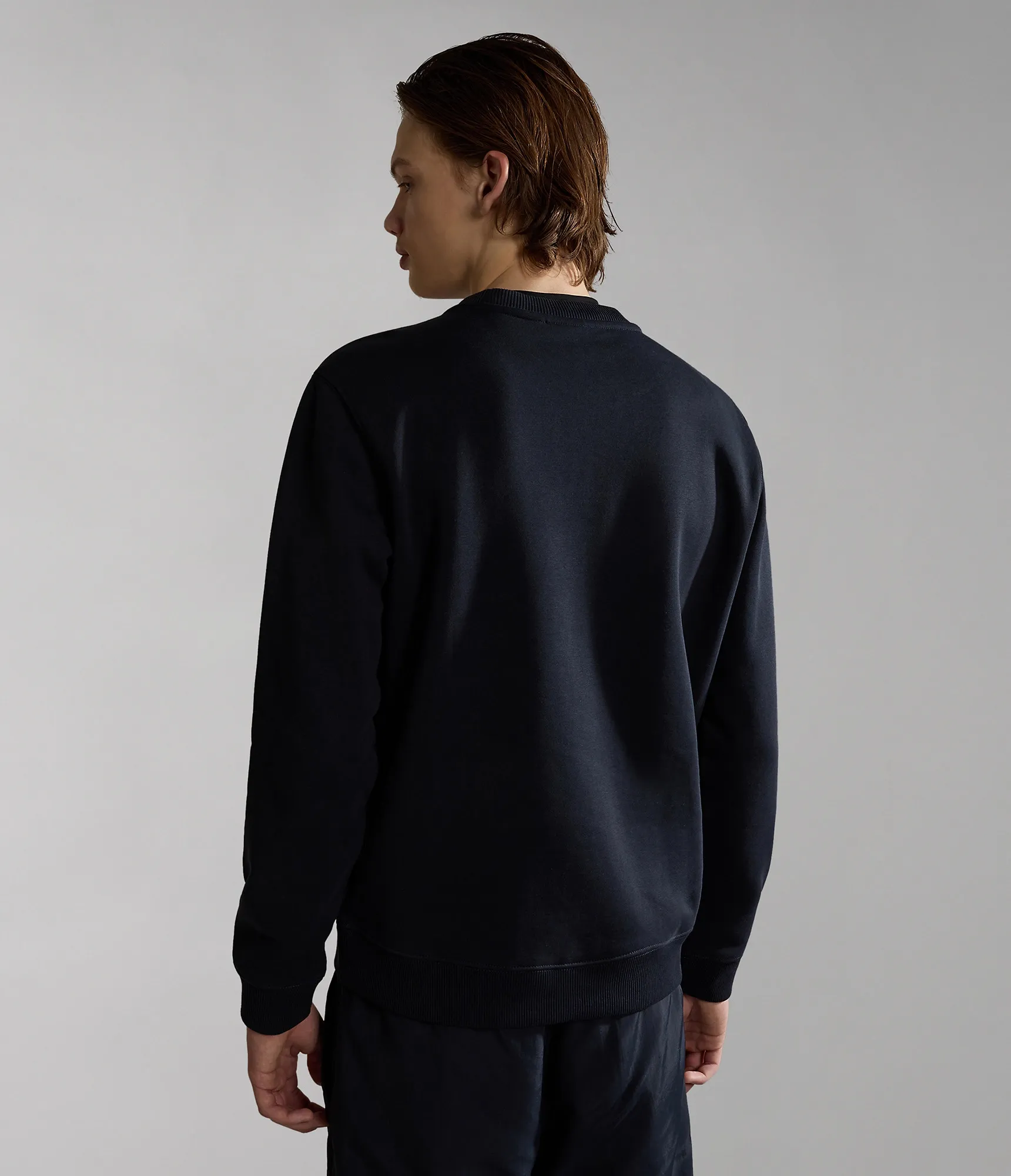 Napapijri Men&#x27;s Iaato Sweatshirt Black | Buy Napapijri Men&#x27;s Iaato Sweatshirt Black here | Outnorth
