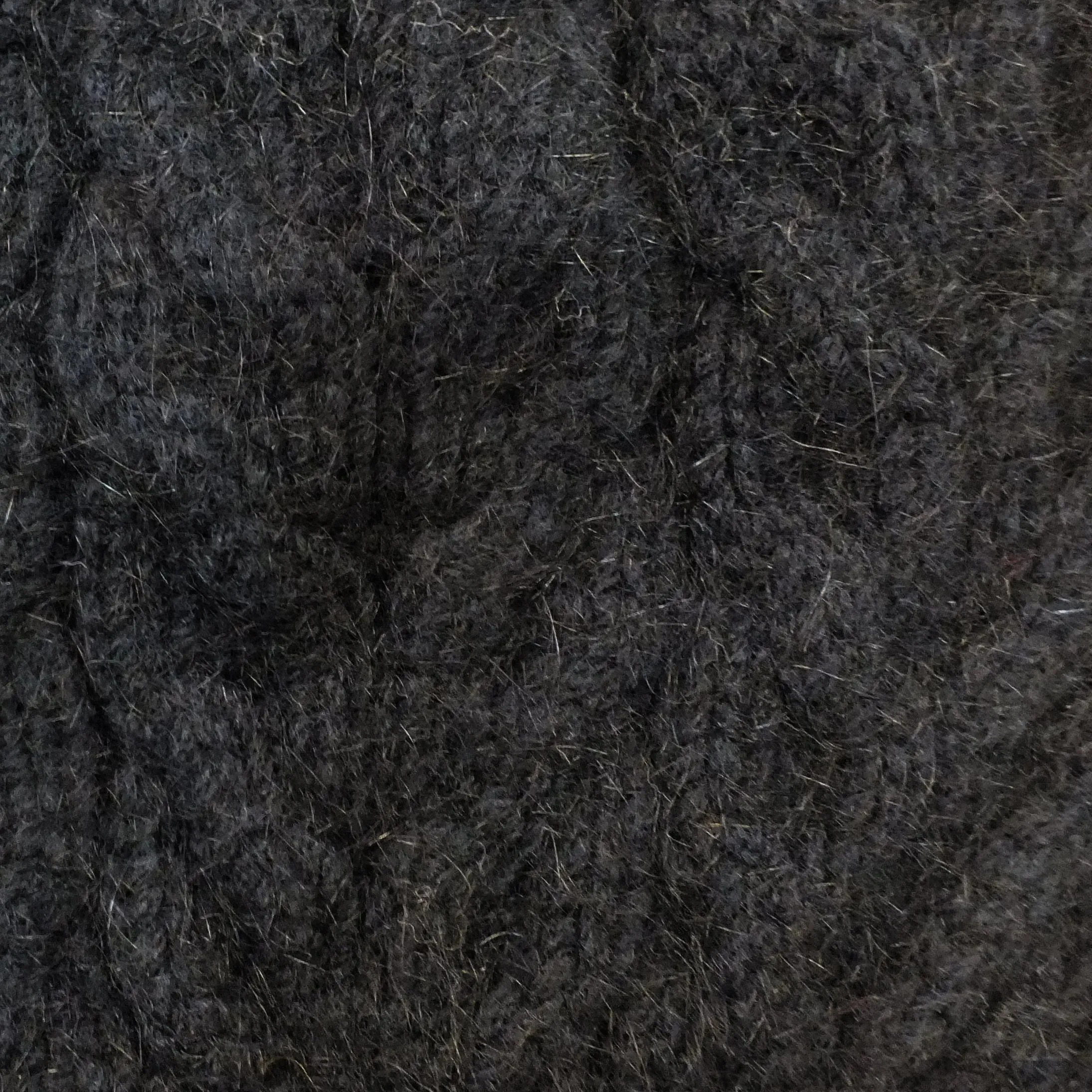RELAXED CABLE BEANIE WITH RABBIT FUR POMPOM