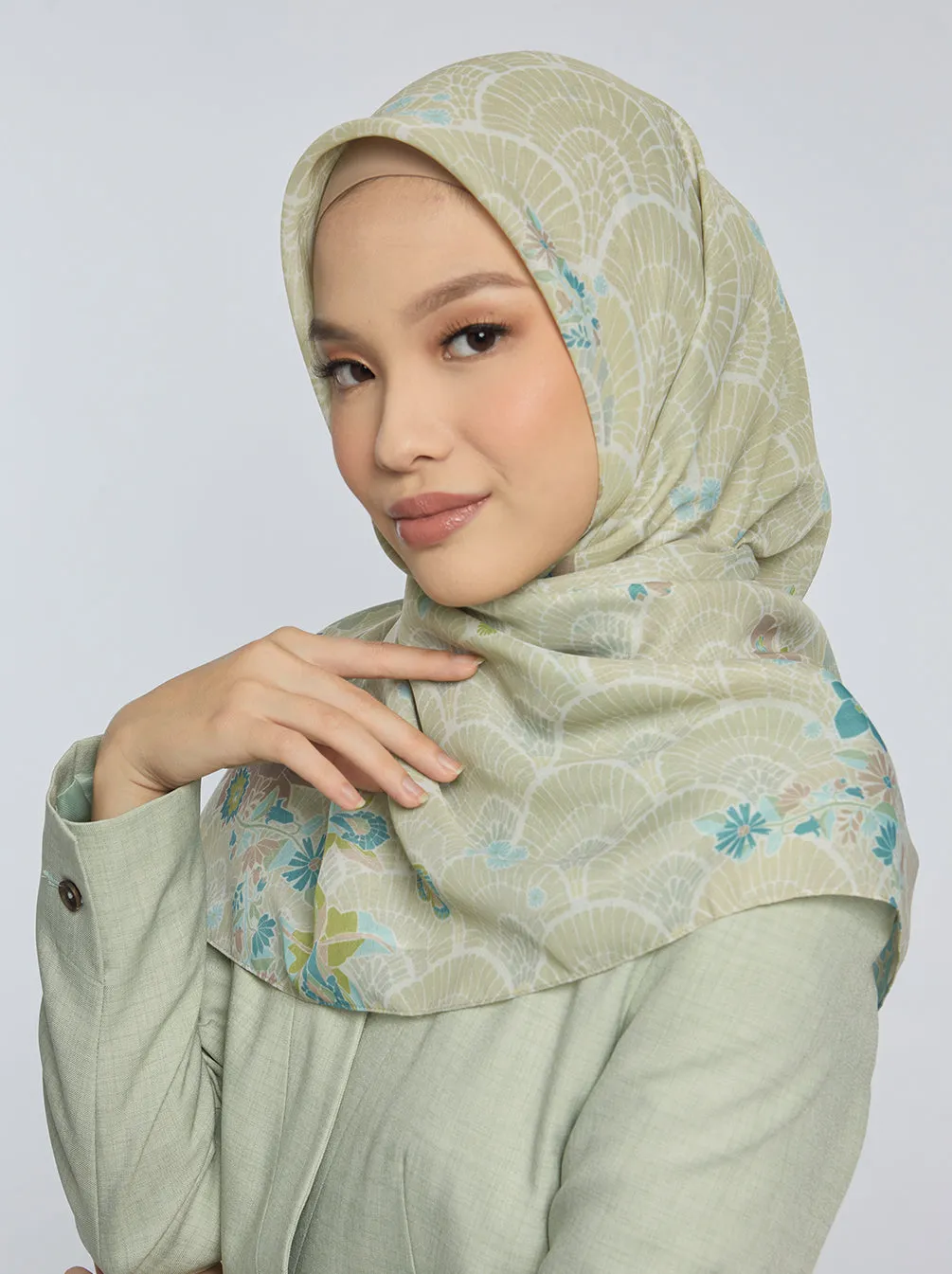 TELLA SCARF OYSTER