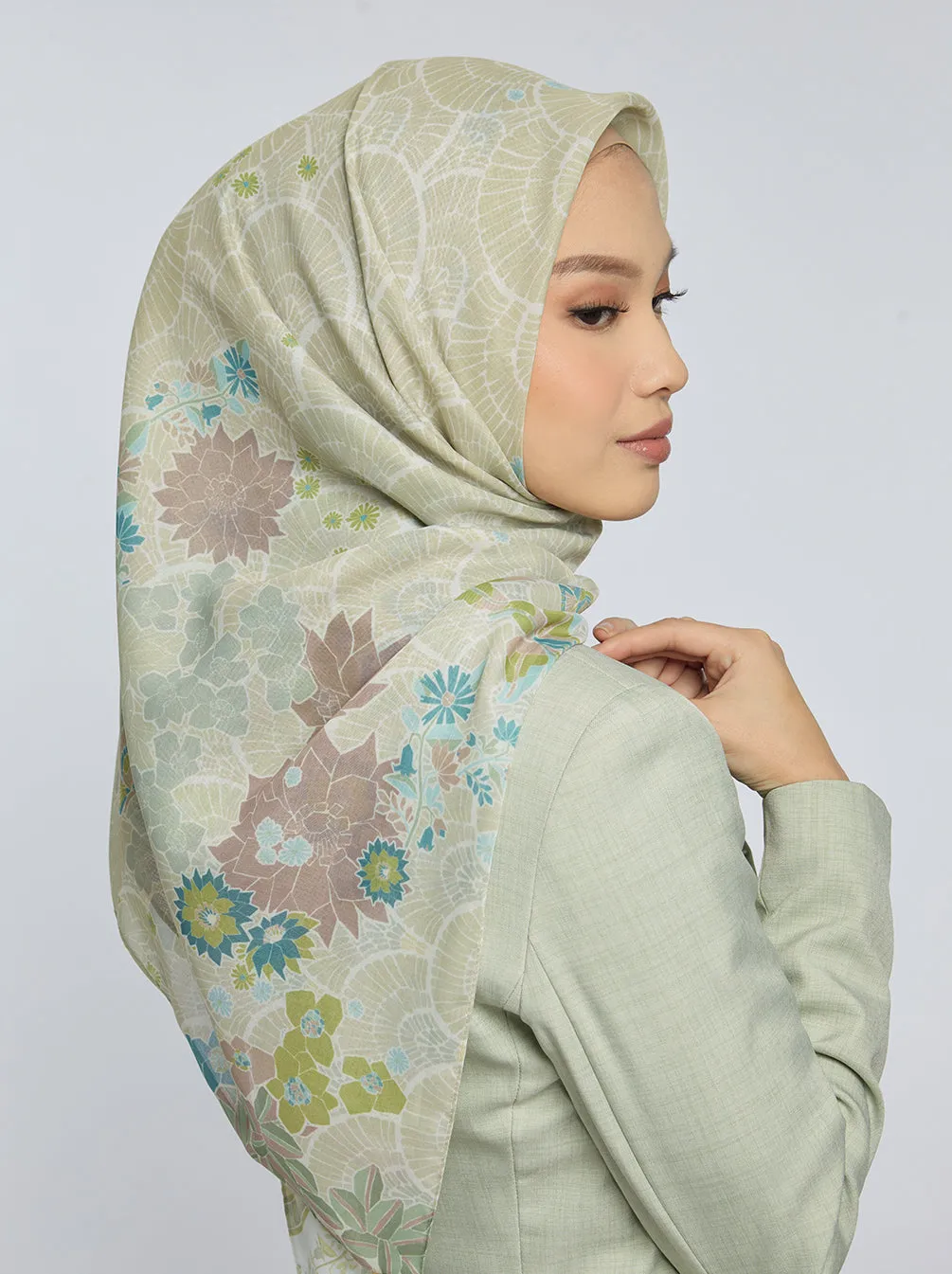 TELLA SCARF OYSTER