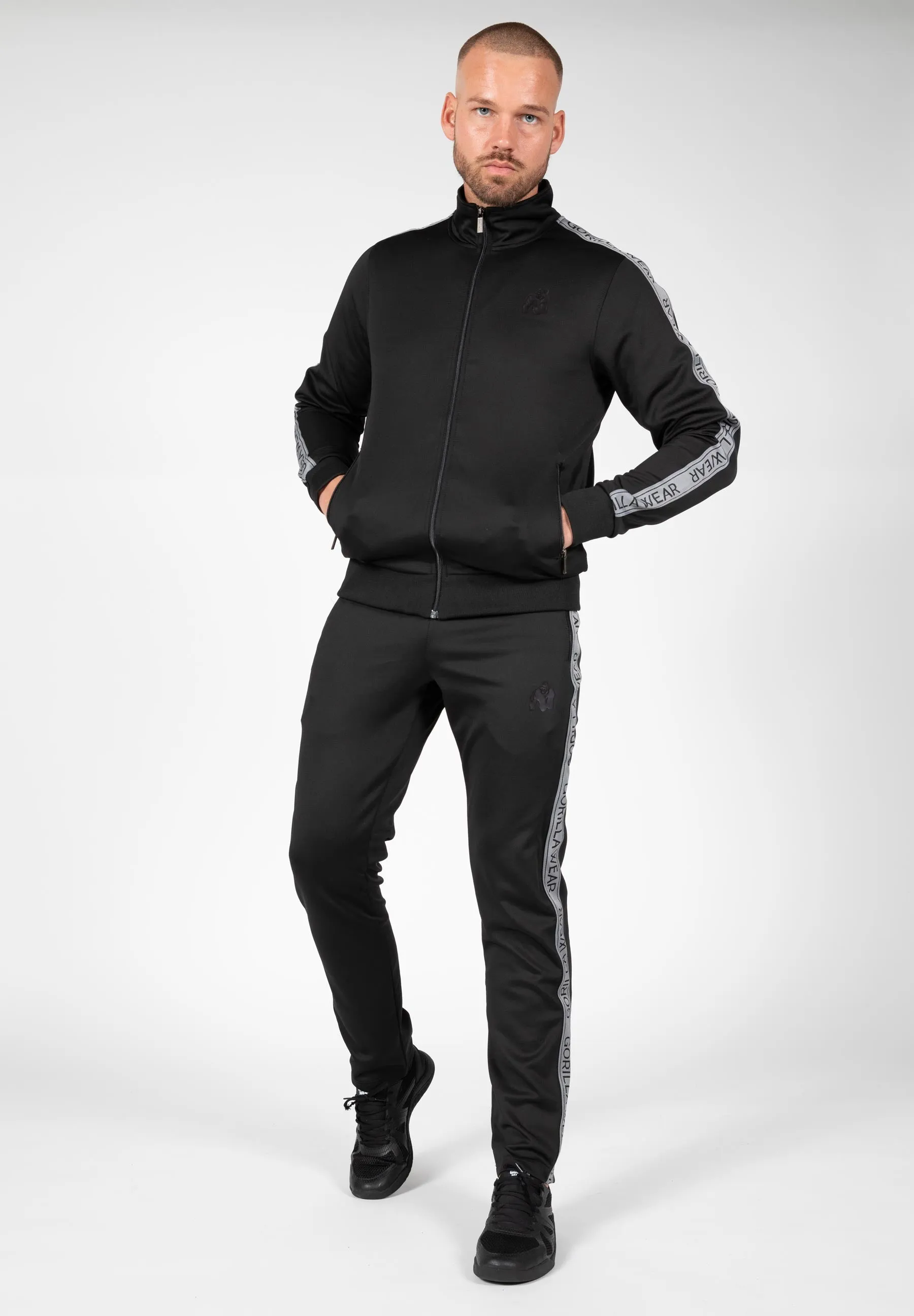 Wellington Track Jacket - Black